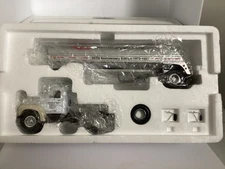 First Gear 1:34 1960 Holtzman Oil Mack Truck Model B-61 W/ Tanker In Orig. Box