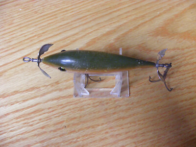 Beautiful Original Vintage Shakespeare Hook Musky Minnow in Great Color  HPGM