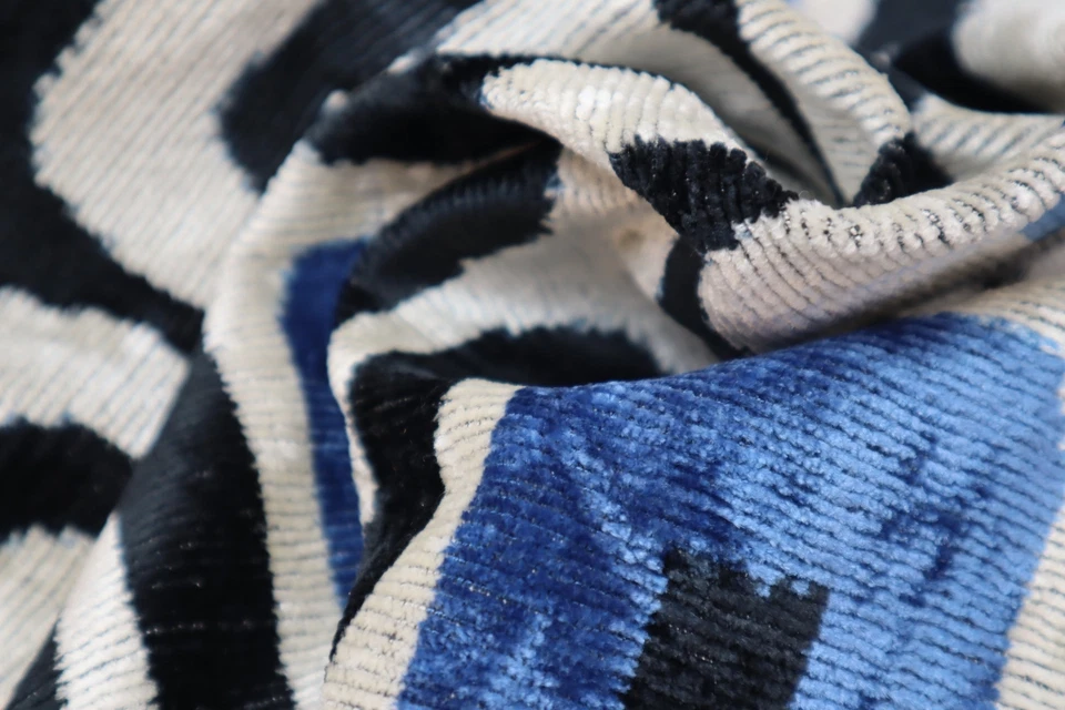 Canvello Luxury Geometric Blue Black Pillow for Couch | 16 x 24 in (40 x 60 cm) - Image 3 of 4