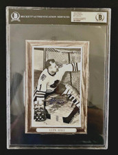 GLENN HALL BEEHIVE SIGNED PHOTO ENCASED WITH AUTHENTICATION FROM BECKETT AWESOME