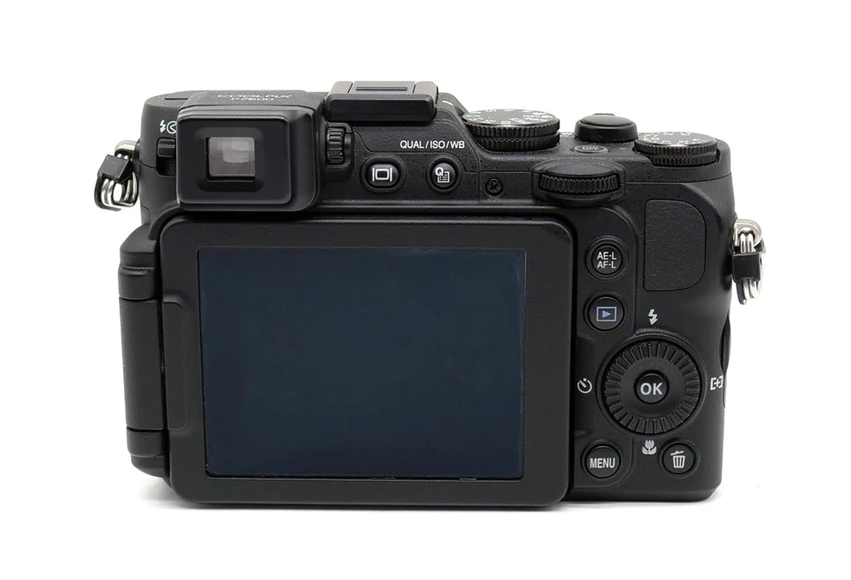 Nikon COOLPIX P7800 12.2MP Digitalkamera, 7.1x opt. Zoom, ED, VR, FULL HD Video - Bild 3 von 4