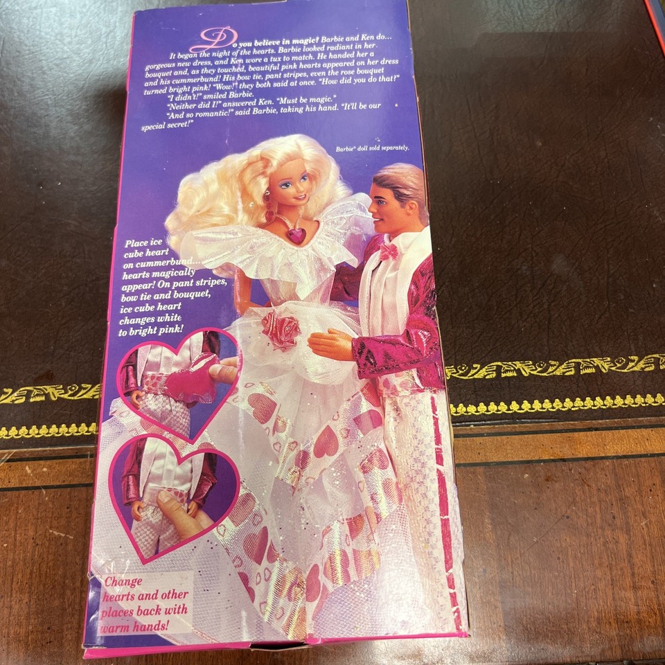 SECRET HEARTS KEN 1992 Mattel BARBIE DOLL Colors Magically Change