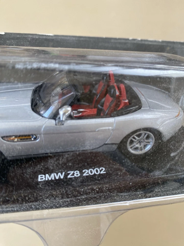 BMW Z8 2002 Modellino Auto 1:43 - Immagine 3 di 4