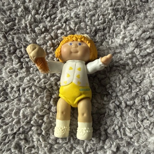 Vintage 1984 Cabbage Patch Kids Doll with ice cream Mini Figure PVC Figurine