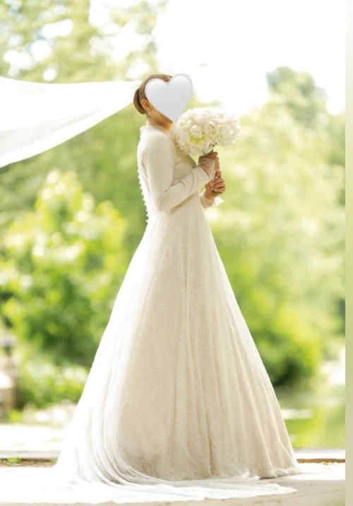 mermaid white lace wedding dress Elegant Crepe Mermaid Wedding Dress with Floral Chapel Train – ML125 –  Viniodress main image 1