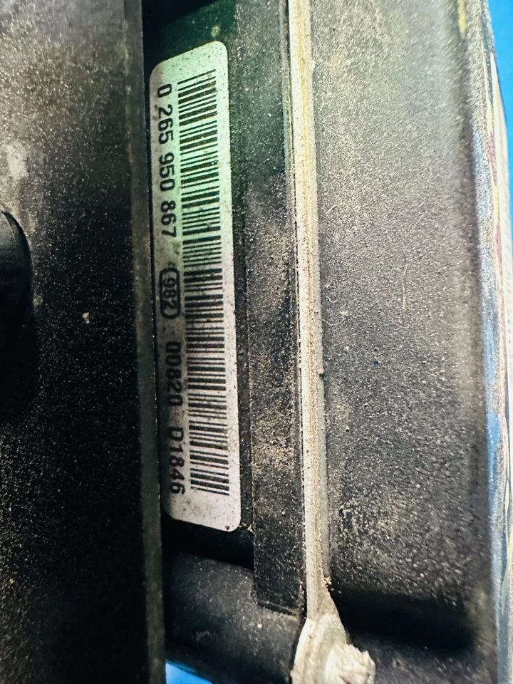 🐼 11 GMC Acadia ABS Bomba y Módulo P/N 25840315 Foto 3 de 4