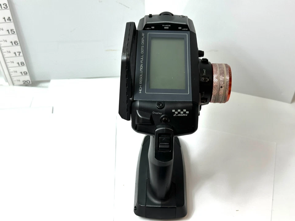 Sanwa M12 RX-472 EP Set Digital Radio Transmitter Receiver with Dedicated Case - Image 4 of 4