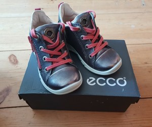 ecco baby boots