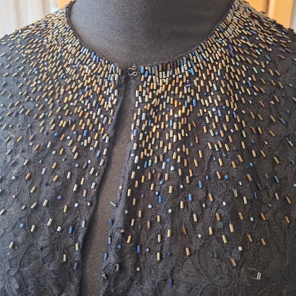 BLACK BEADED LACE EVENING TOP JACKET SIZE 12 COQUETTE RETROGLAM ROMANTIC GOTH  - Image 3 of 4