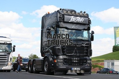 LKW Foto Scania R-series Zugmaschine Deutschland schwarz Iron Bode Ghost #i4ep