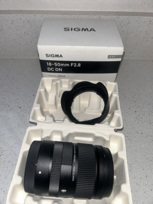 Sigma 18-50mm f/2.8 DC DN Contemporary Lens Excellent Condition