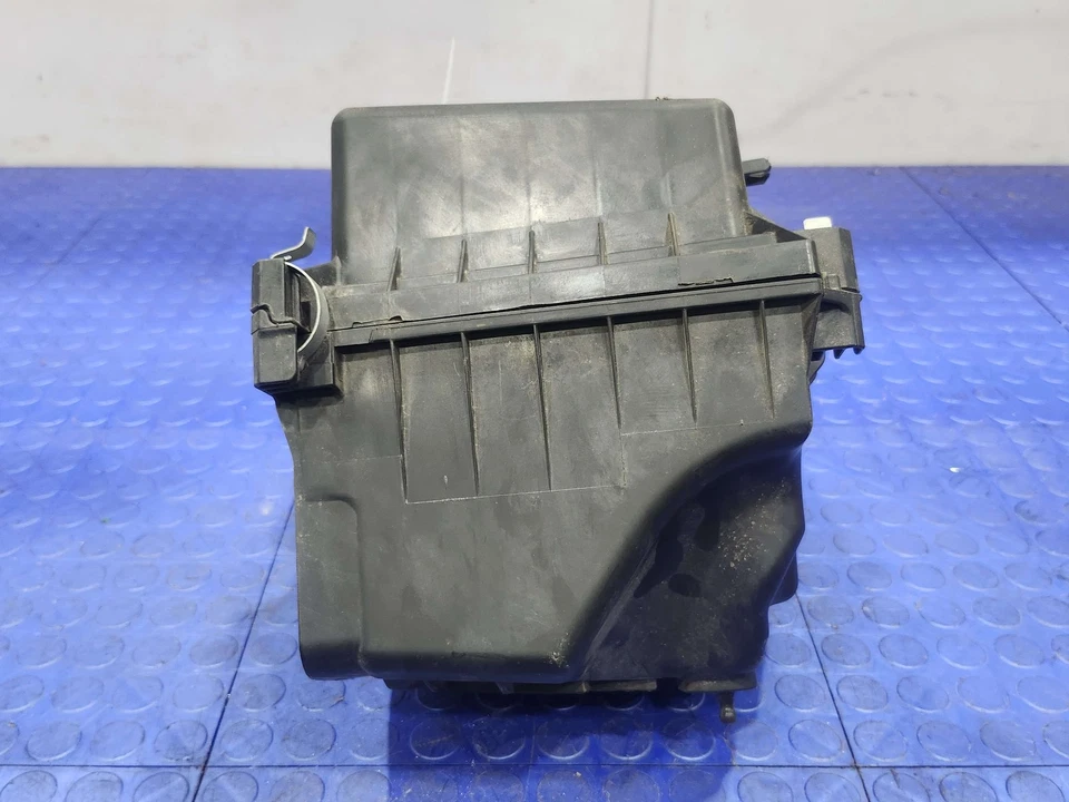 Toyota RAV4 2019-2025 motor 2,5 L conjunto de caja de filtro de aire OEM 17700F0011 Foto 2 de 4