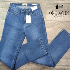 Wrangler High Rise True Straigh Jeans Size 4T 27X34 