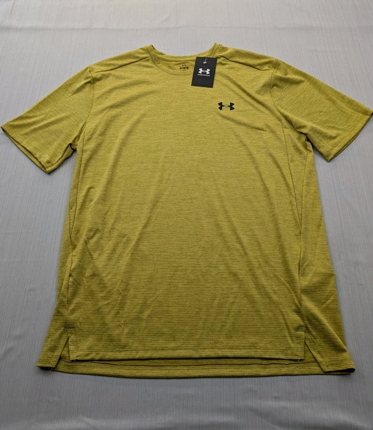 New Under Armour Mens T-Shirt UA Tech Vent Yellow Shade Gold Tee Size Medium