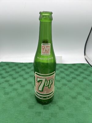 Vintage 7Up 7 Up Seven-Up 10 Oz Glass Soda Pop Bottle