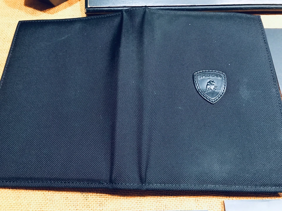 Lamborghini Gallardo Spyder 2007 manual del propietario + estuche 512 hp 5,0 L V10 convertible Foto 3 de 4