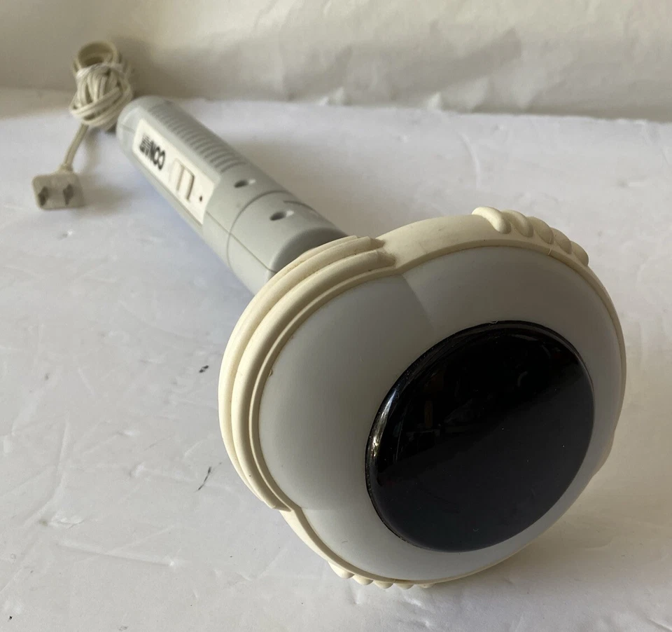 Masajeador de calor infrarrojo de ángulo variable de 2 velocidades Conair WM30H B  Foto 4 de 4