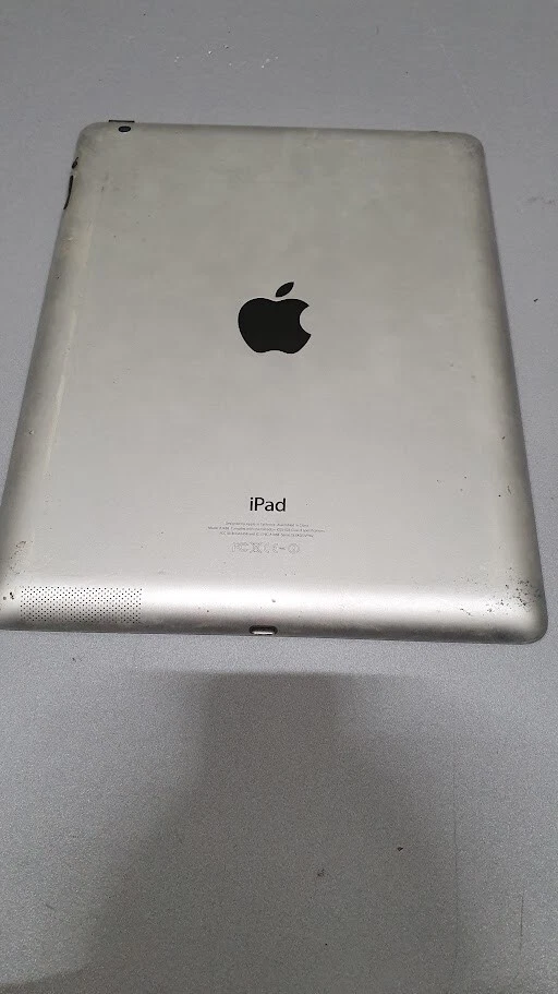 Apple iPad 4 A1458 WiFi 2048x1536 Plata No Funciona Pantalla Rota Para Piezas - Imagen 4 de 4