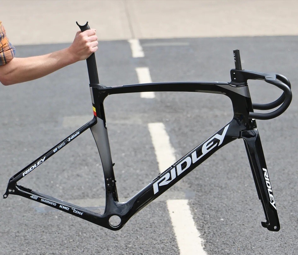Brand New Ridley Noah Fast Frameset (Size Large) + Seatpost +
