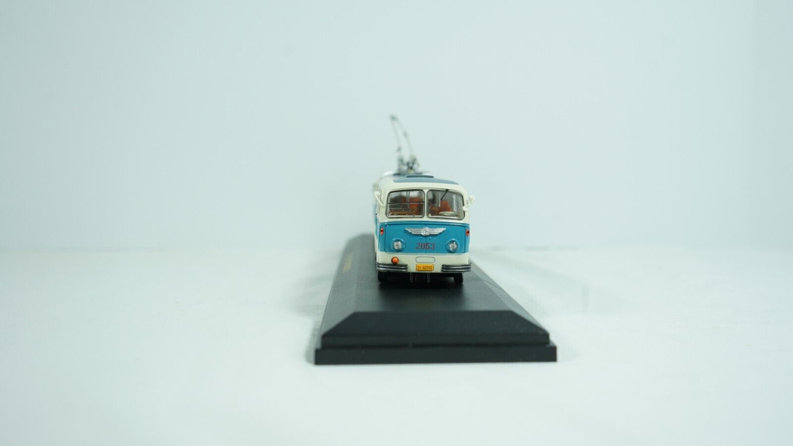 Picture 4 of 19