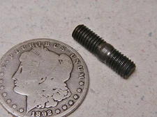 80 YAMAHA XS650 SPECIAL XS650SG EXHAUST VALVE ADJUSTER COVER #1 MOUNTING STUD