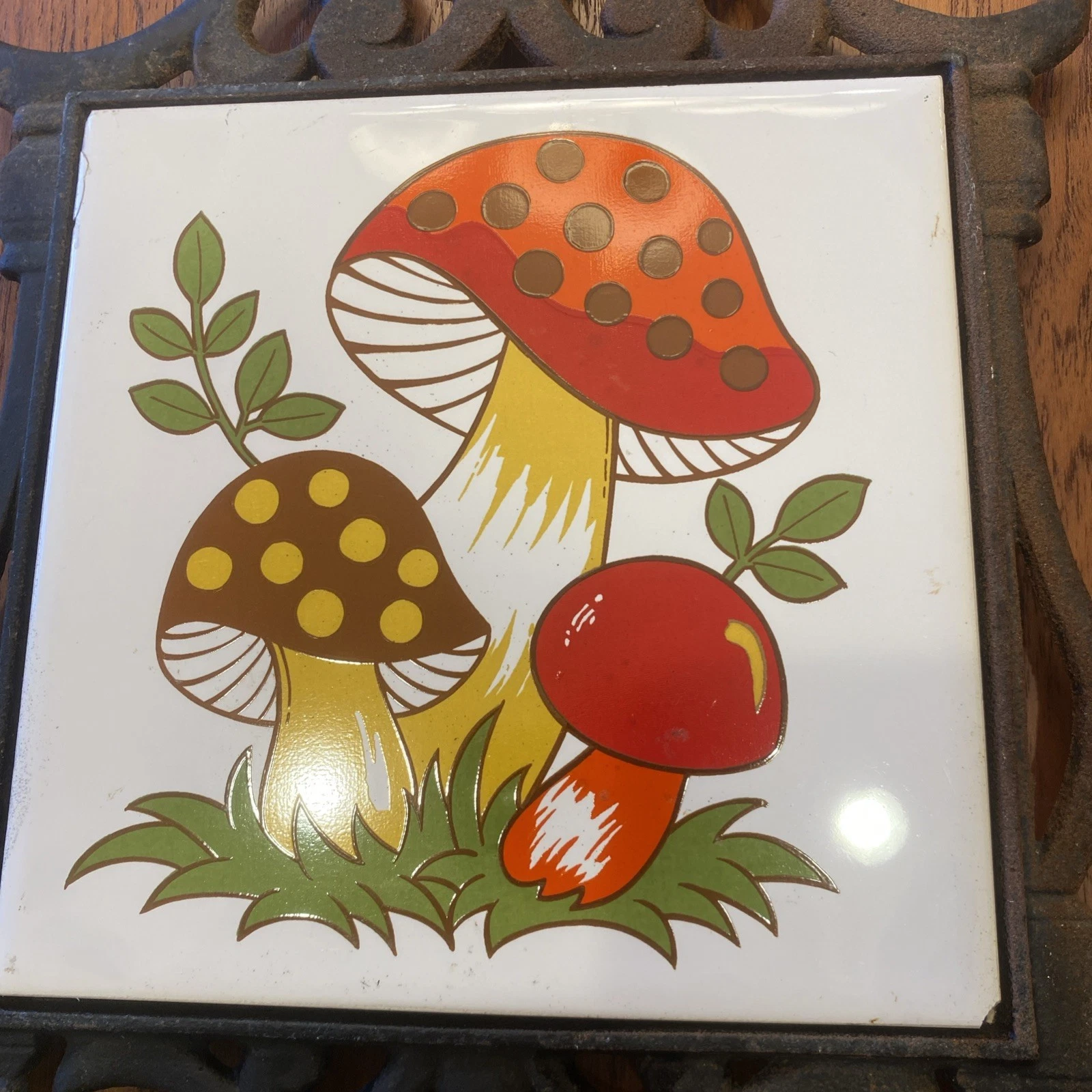 Vintage 1970s Merry Mushroom Tile & Cast Iron Trivet Sears Roebuck Made in Japan - product detail image 3