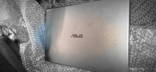 ASUS Laptop 1.8-4GHz i7 16gb DDR4, 512GB NVMe SSD + 2tb HDD, Touchscreen WiFi+BT - Picture 6 of 17
