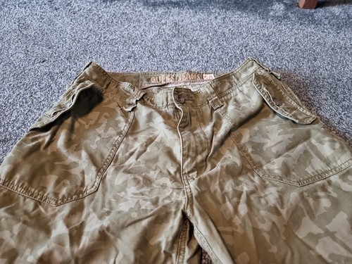 Mens Guess Shorts size 30 - Picture 6 of 6