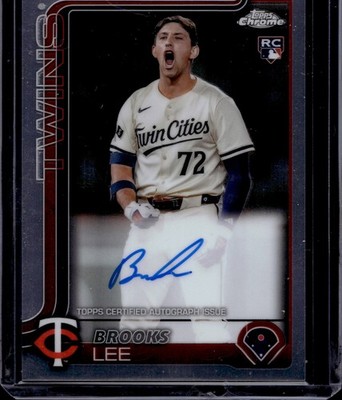 2025 Topps Chrome Rookie Autographs Brooks Lee