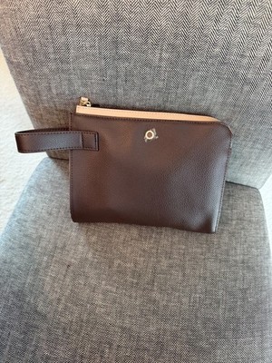 Emirates Airlines BVLGARI  Men's First Class Amenity Kit -NEW SEALED 