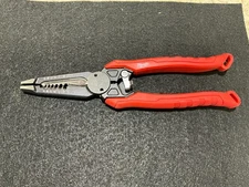 Milwaukee Tool 48-22-3078 7 in 1 High-Leverage Combination Pliers