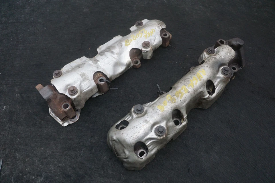 Set 2 Left Right Exhaust Manifold OEM 12637647 Chevrolet Silverado 3500 2007-16 - Image 3 of 4