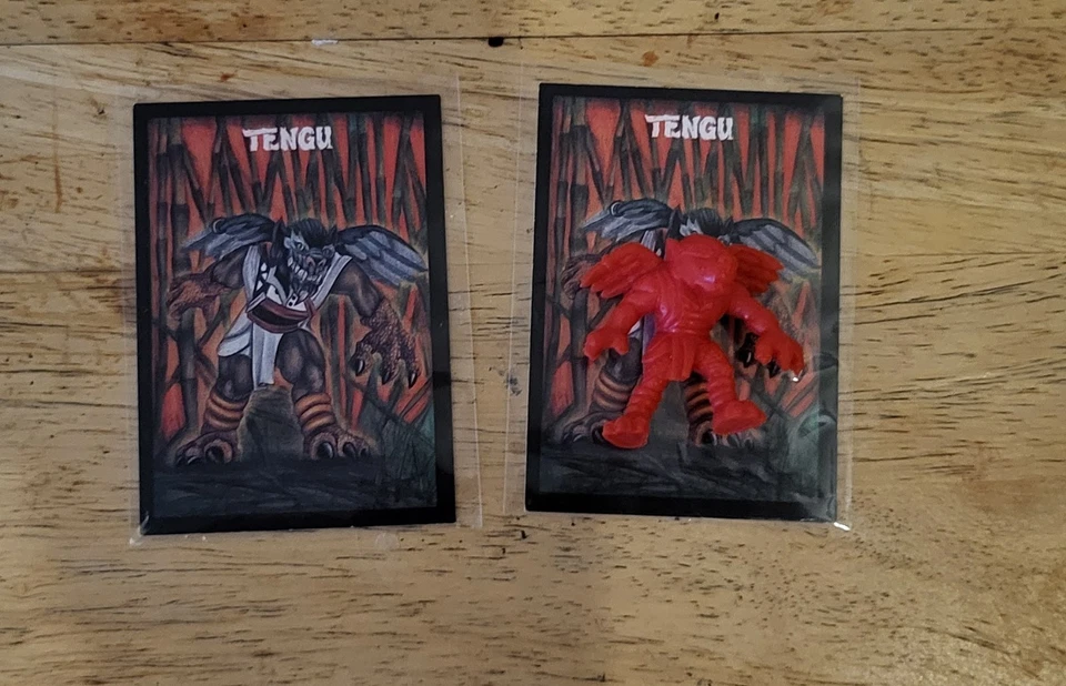 Vintage Monster in my Pocket Lot Figures MIMP Behemoth and card... lot 60 - Image 4 of 4