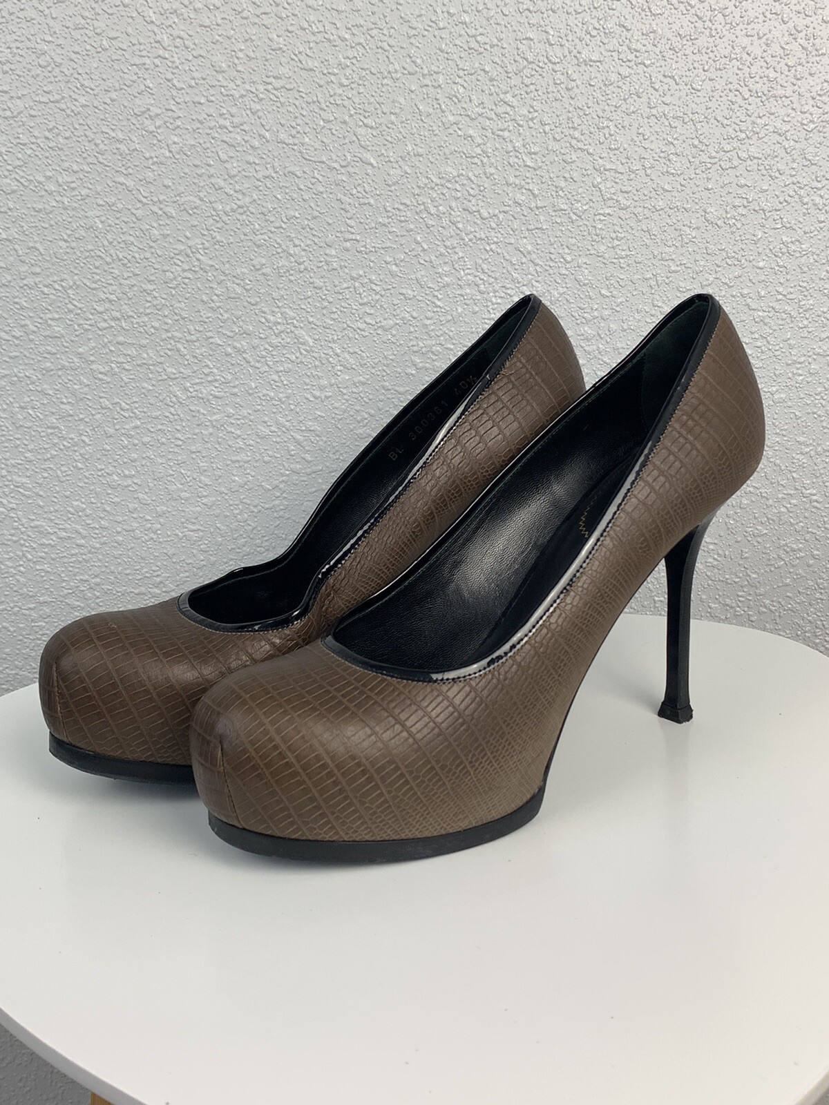 SAINT LAURENT Yves Saint Lauren tacchi alti pelle di serpente tacchi in pelle 40 5