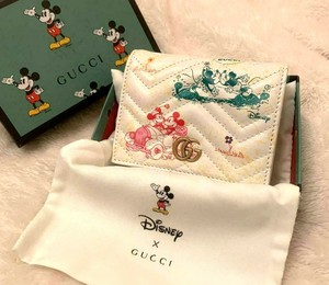 mickey mouse wallet gucci