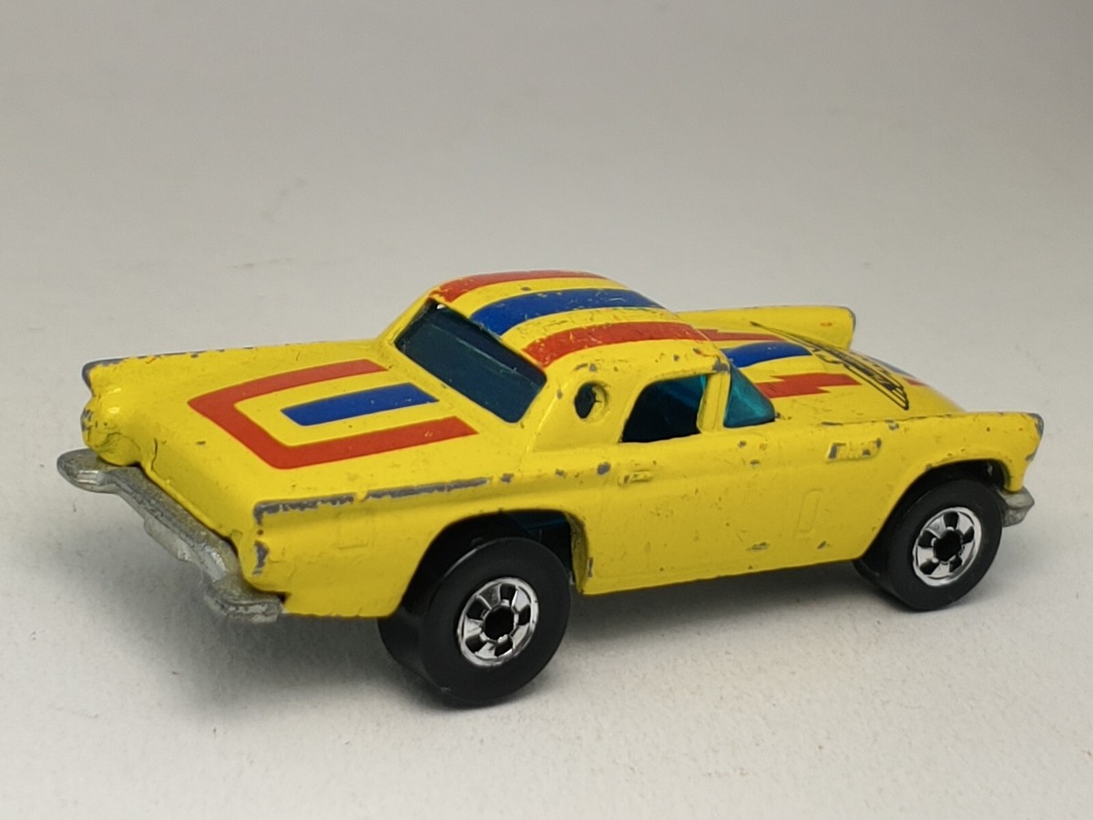 ホットウィール 2002 T-BIRD 1957 Amazon.com: Hot Wheels #2002-165 1957 T-Bird Collectible