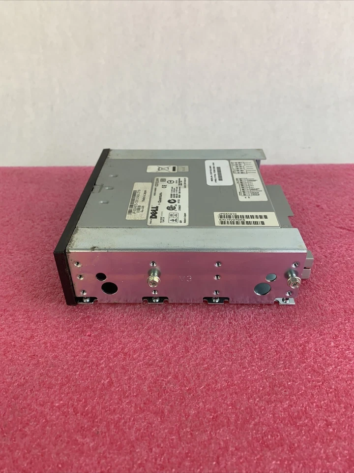 DELL PC353 DAT72 36/72GB INTERNAL SCSI 68 PIN DDS5 TAPE DRIVE CD72LWH - Image 3 of 4