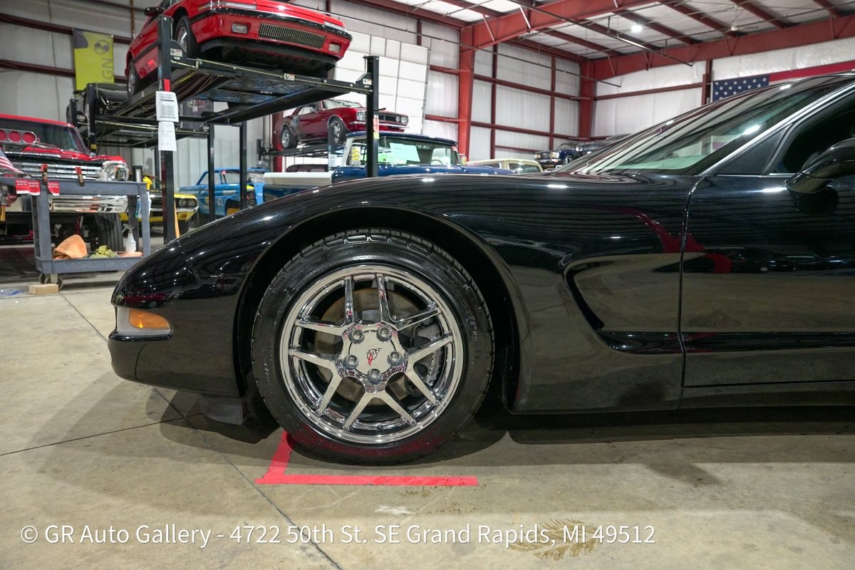 1999 Black Chevrolet Corvette   | C5 Corvette Photo 3