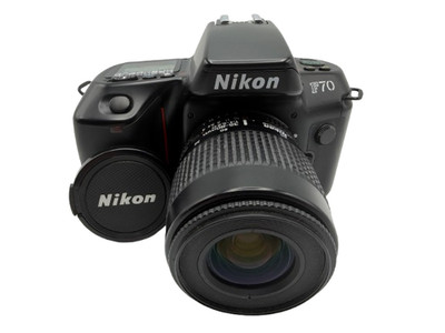 Nikon F-70 35mm Film Camera mit AF Nikkor 35-80mm f/4-5.6D Objektiv - Sehr Gut