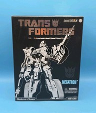 Transformers Megatron SE-02 Special Edition Universe Deluxe Class Brand NEW