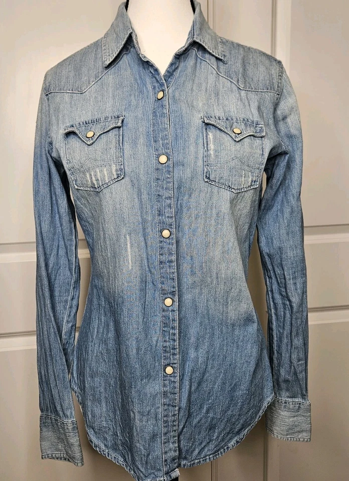 Rock & Roll Cowgirl Denim Snap Front Shirt Embroidered Headdress Back Size Small - Image 3 of 4