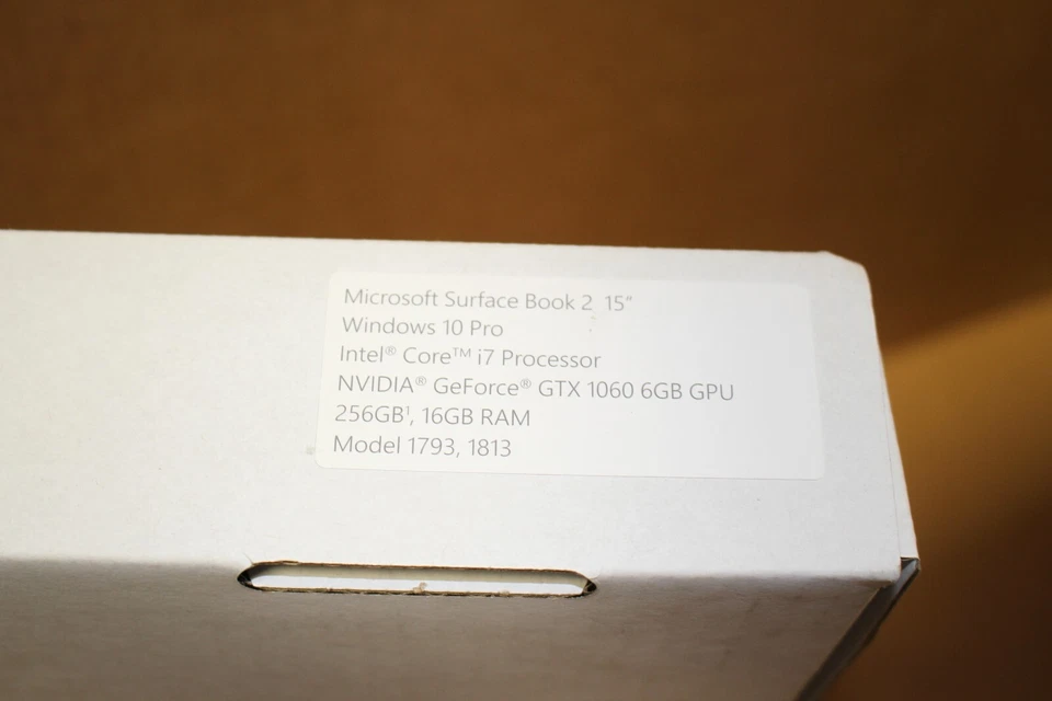 Microsoft Surface Book 2 15" i7, 16GB RAM , 256GB SSD Win10Pro GTX 1060 - Image 3 of 3
