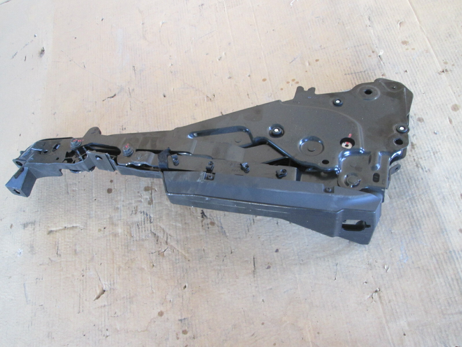 Ferrari California - RH Convertible Top / Tonneau Hinge - P/N 80844600