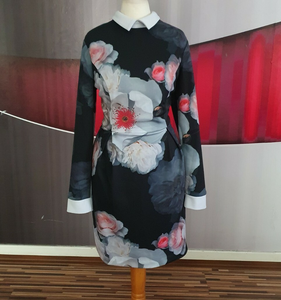 amaliia narnia collar dress