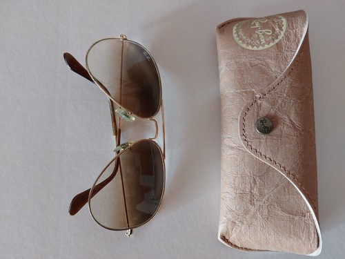OCCHIALI DA SOLE RAY BAN AVIATOR CLASSIC-LENTI SFUMATE-MONTATURA ORO - Foto 5 di 5