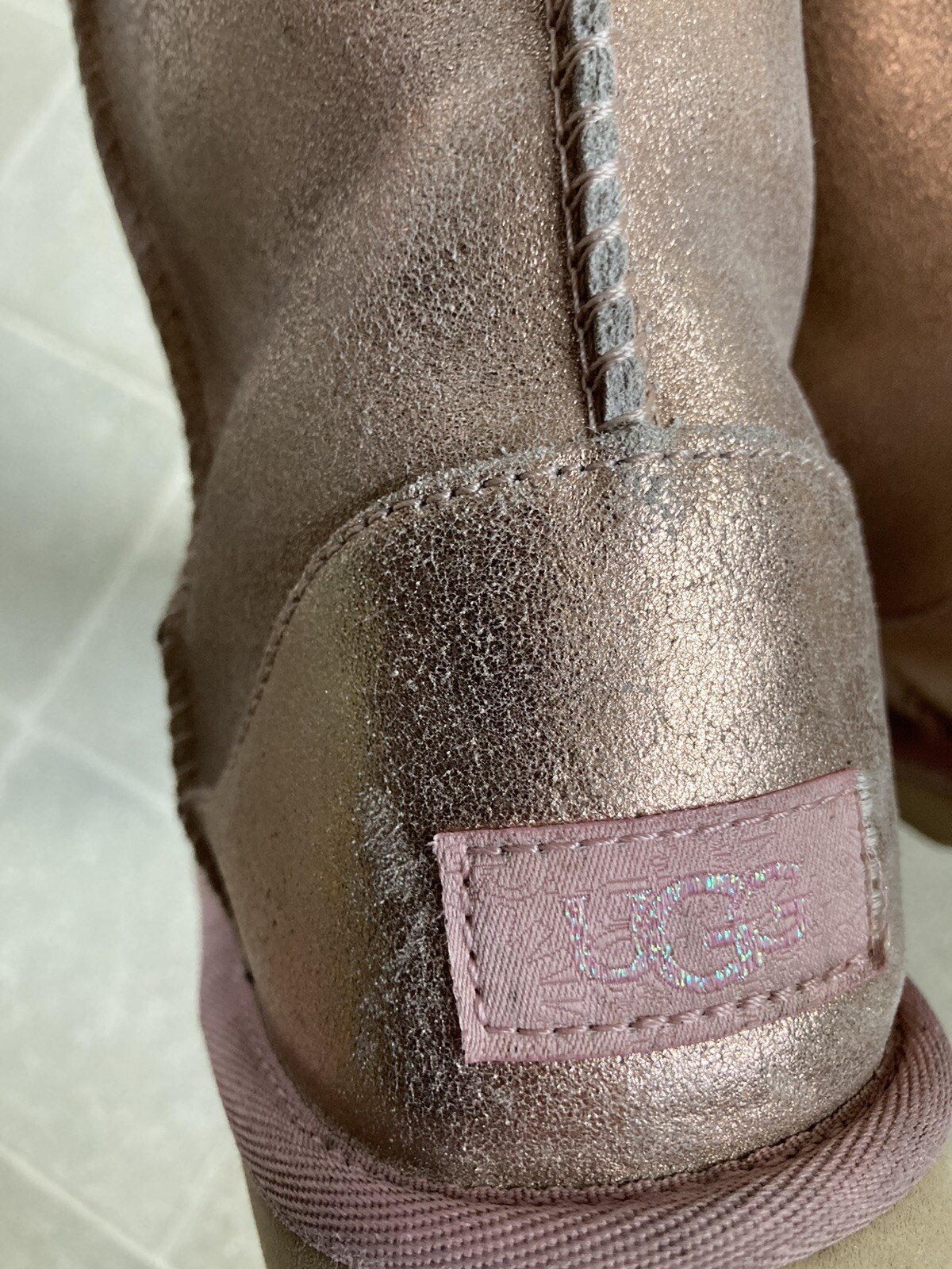 ugg boots uk 2 junior rose gold metallic limited edition sold out image 8