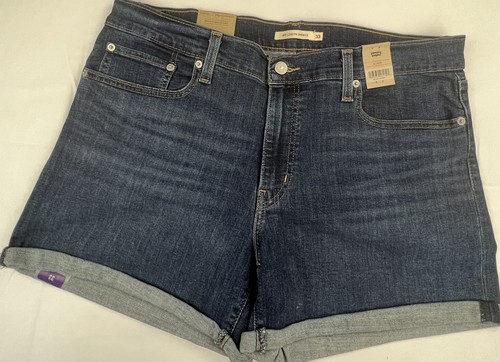 Pantalones cortos de jean Levis para mujer lavado oscuro de longitud media azul nuevos con etiquetas precio de venta sugerido por el fabricante $49.50 Talla 16 - Imagen 3 de 9
