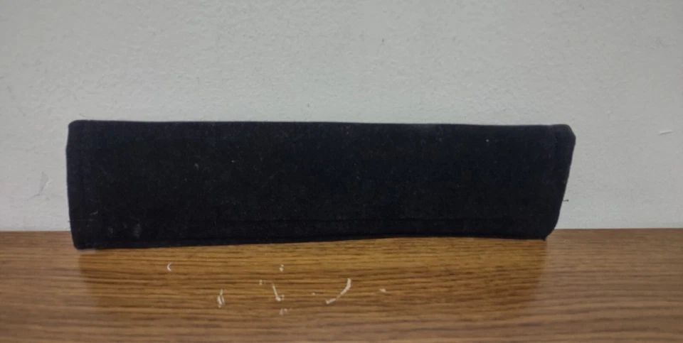 Cubierta de cinturón de seguridad acolchada de terciopelo negro NFL Washington Redskins Foto 2 de 4