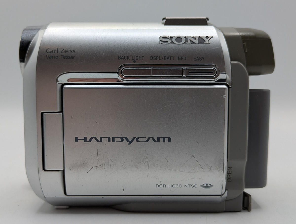 Sony DCR-HC30 MiniDV カメラ リモコン・充電器付き Sony DCR-HC30 MiniDV カメラ リモコン・充電器付き - メルカリ