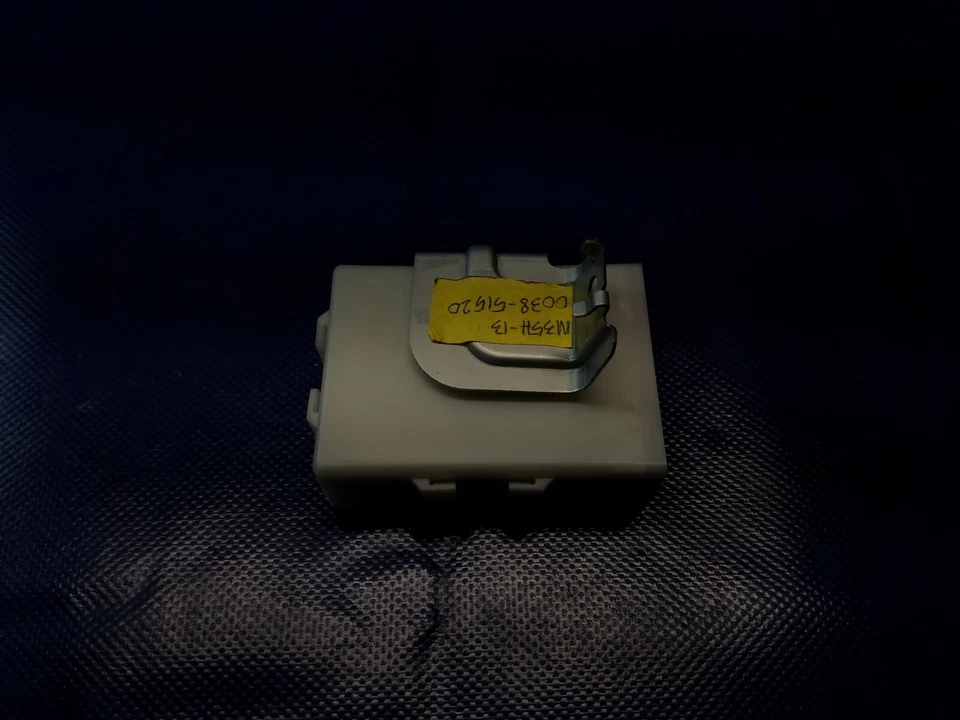 12-14 INFINITI M35h Q70 PUERTA ANTIRROBO MÓDULO DE CONTROL DE ENTRADA SIN LLAVE # 51520 Foto 3 de 4